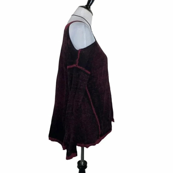 Rock Republic L black & red burn out cold shoulder top - Picture 4 of 6